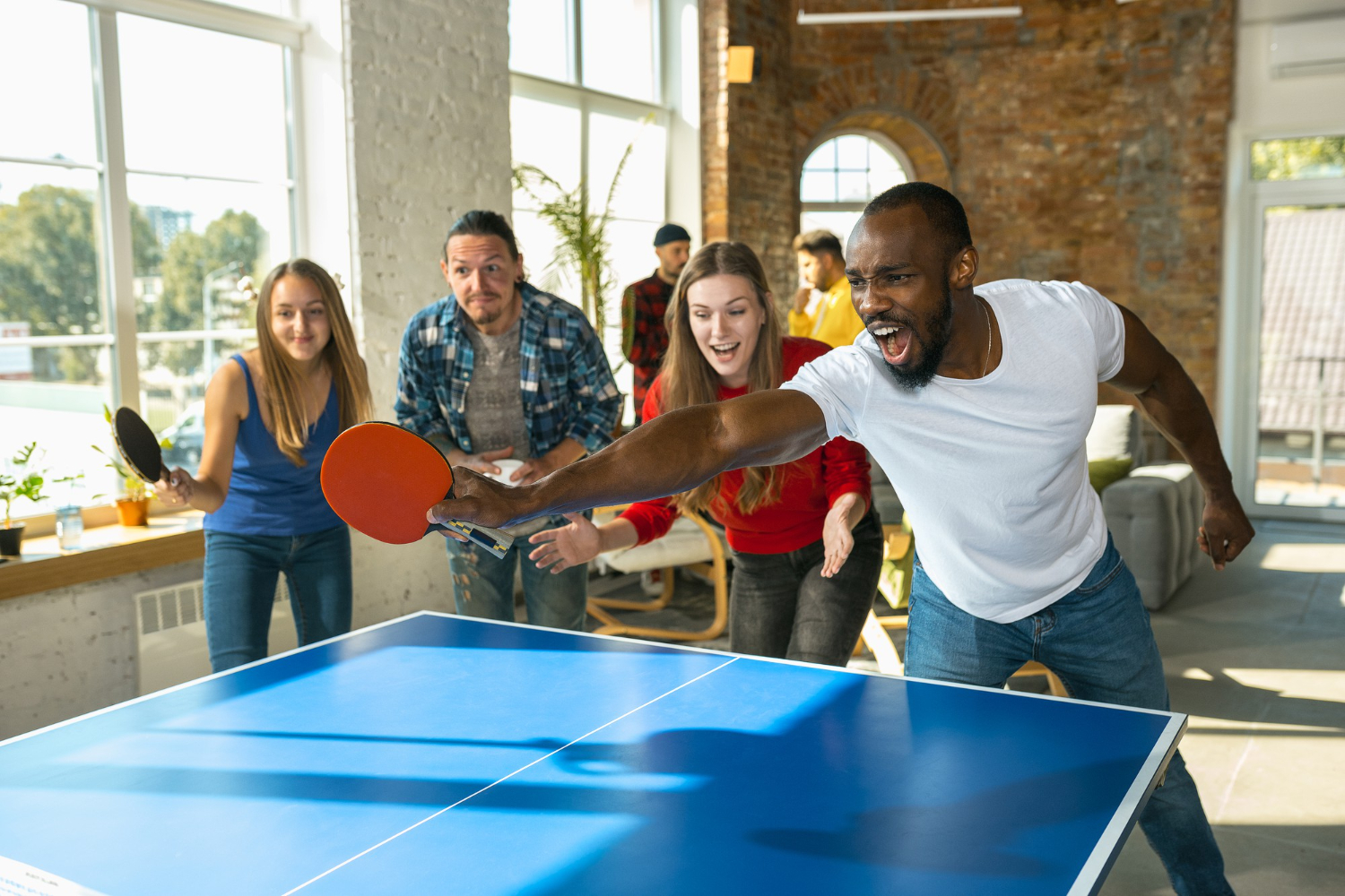 Découvrez les incroyables bienfaits du ping-pong pour votre corps et votre esprit !